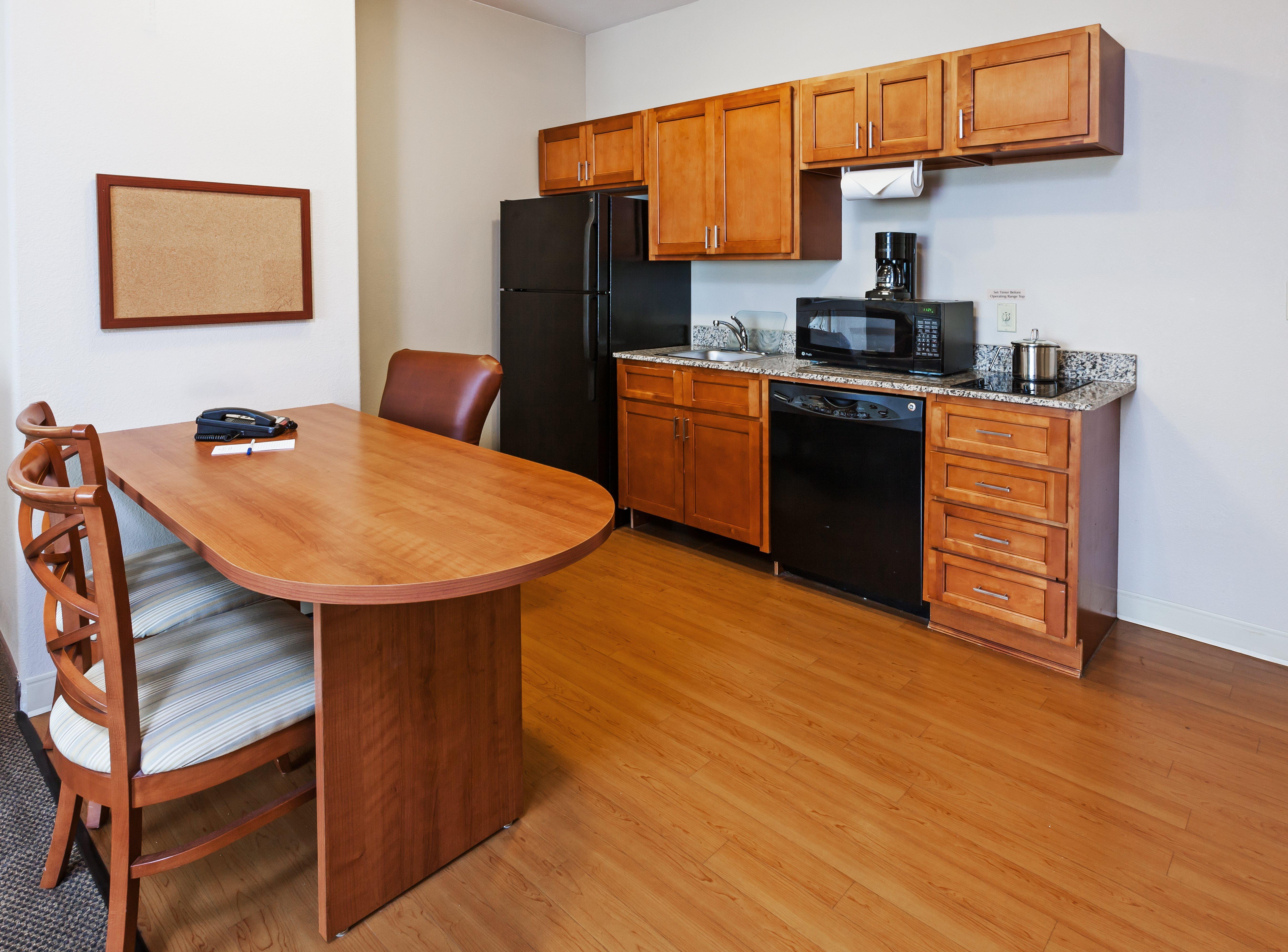 Candlewood Suites Baytown By Ihg Exterior photo
