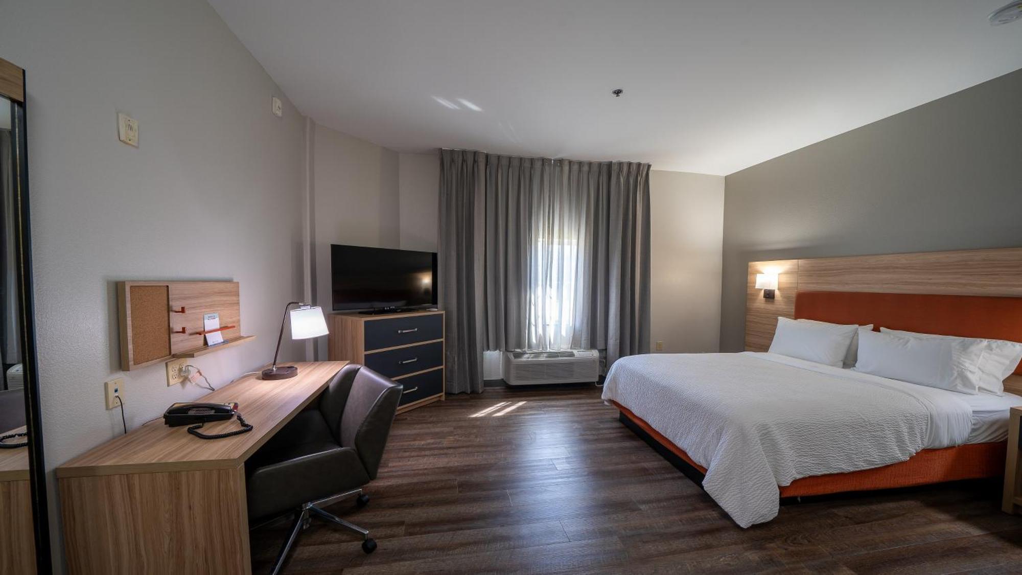 Candlewood Suites Baytown By Ihg Exterior photo