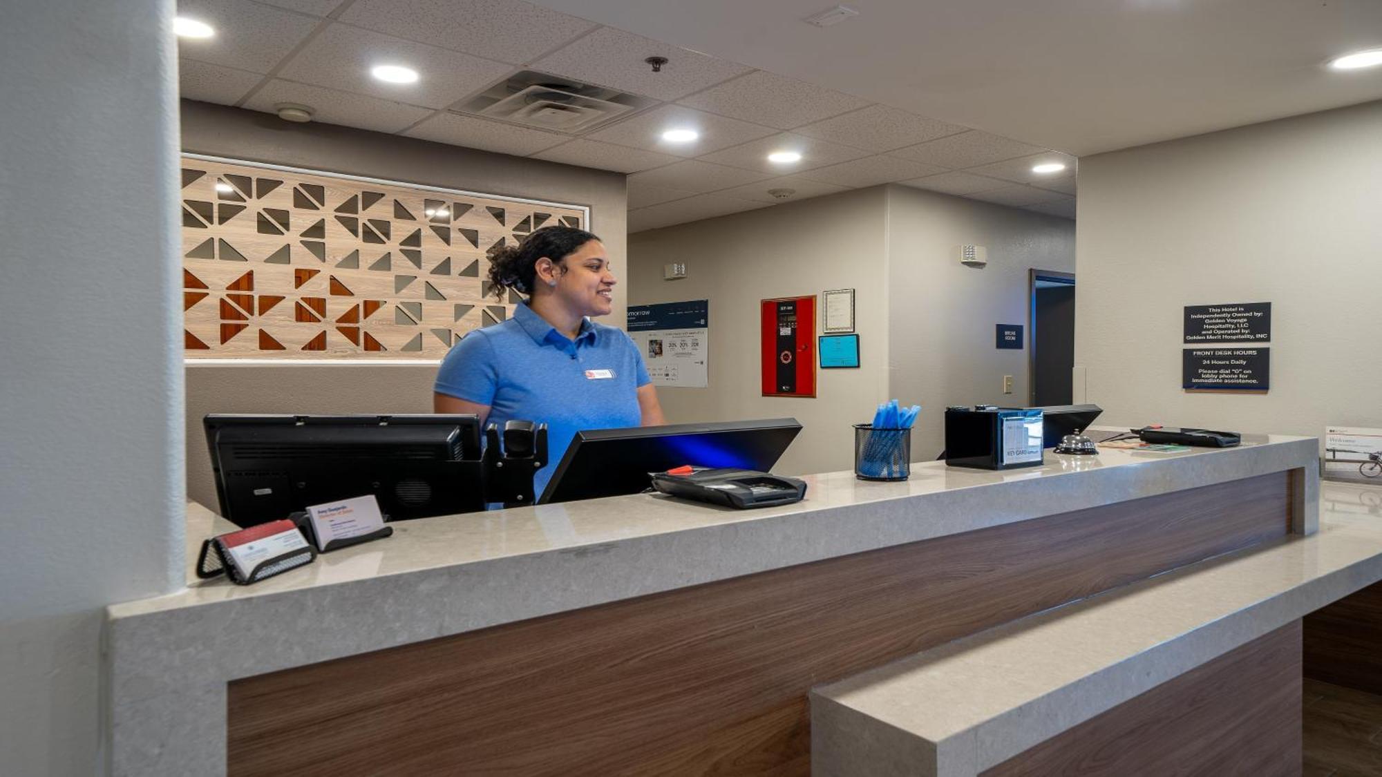 Candlewood Suites Baytown By Ihg Exterior photo