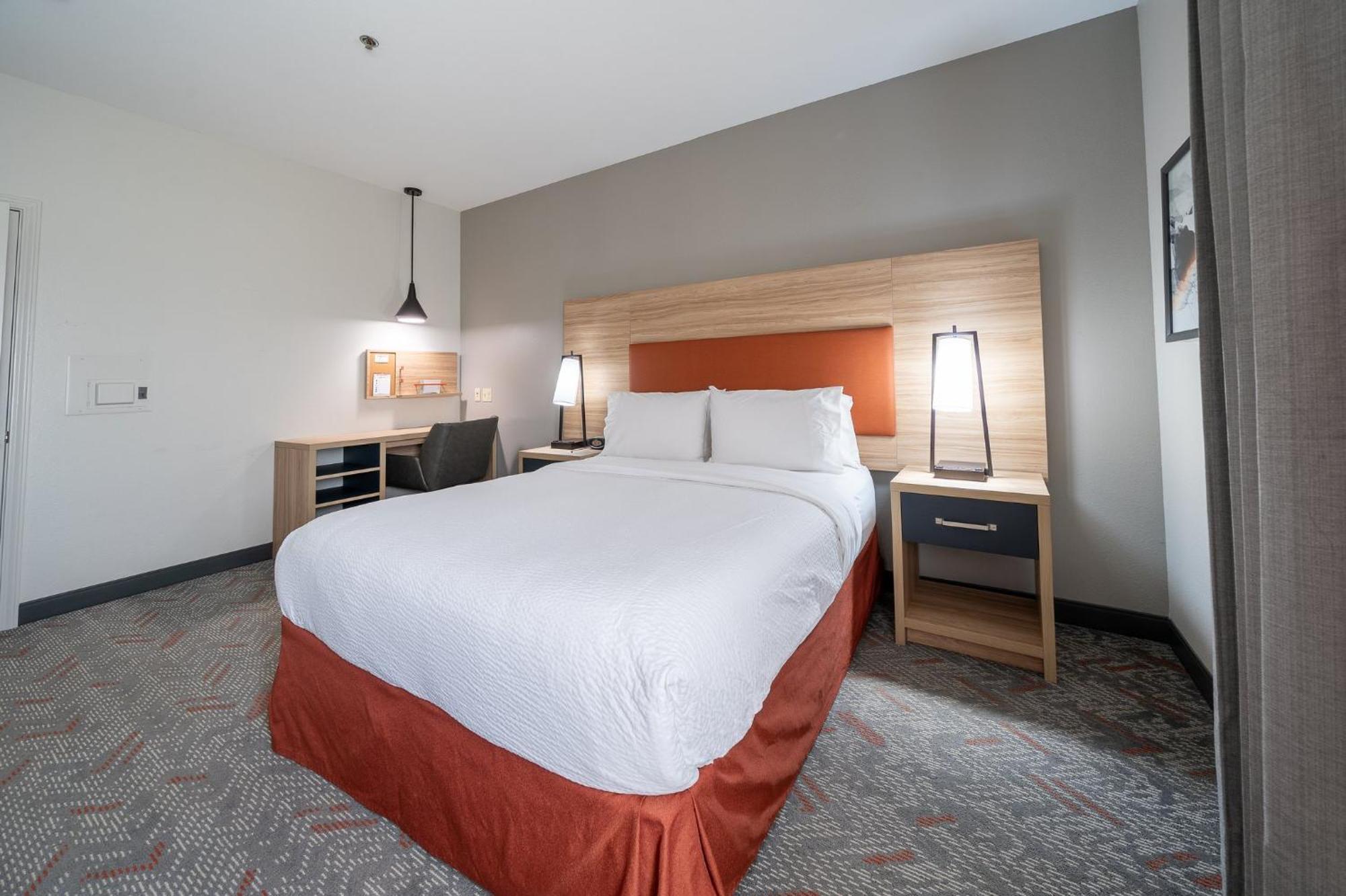 Candlewood Suites Baytown By Ihg Exterior photo